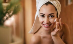 Crème visage et eau thermale : nos conseils pour soigner votre peau